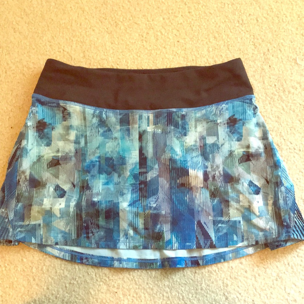 Lululemon Athletica Pleat to Street skirt